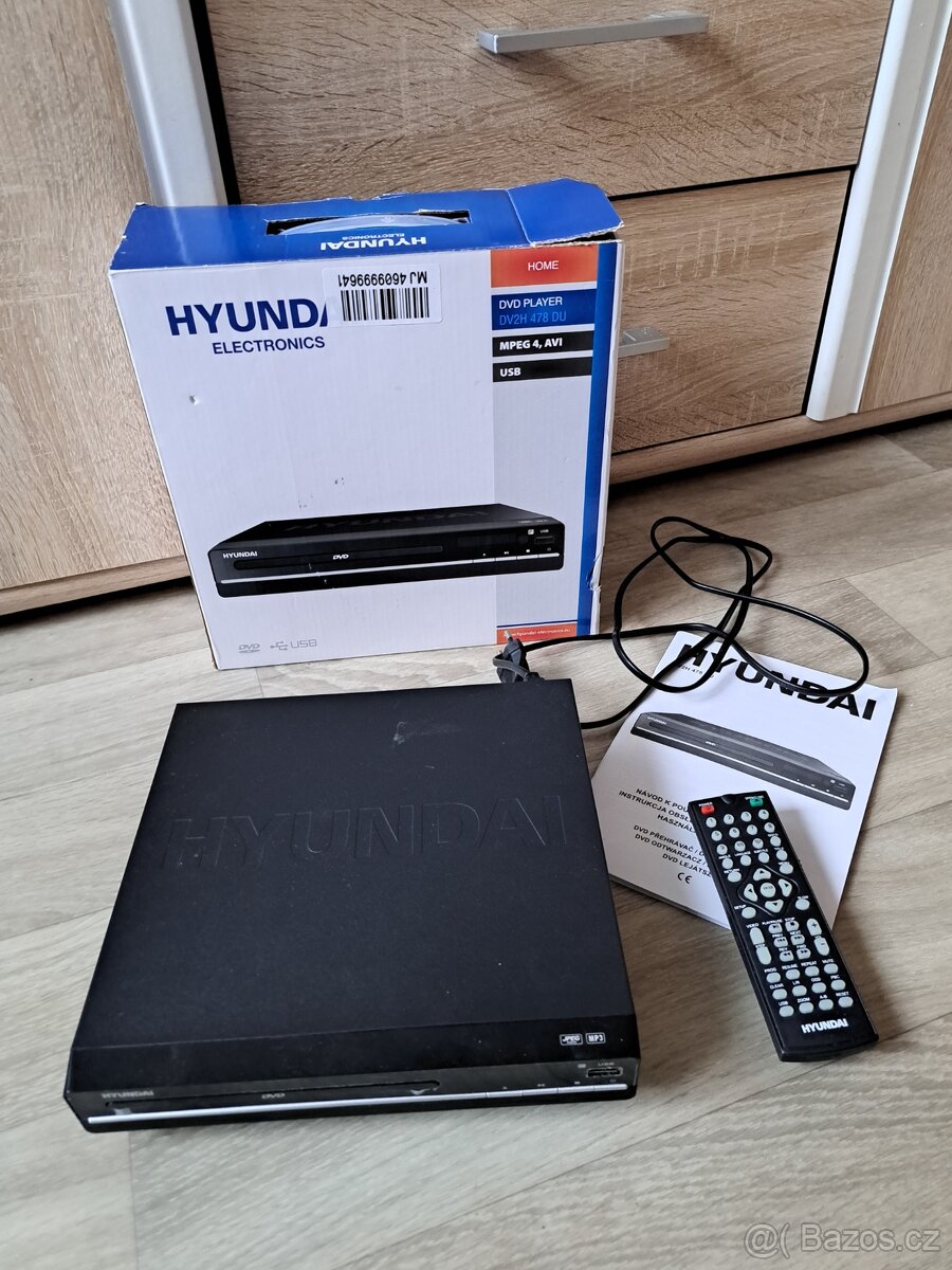 18) DVD přehrávač Hyundai DV2H 478 DU