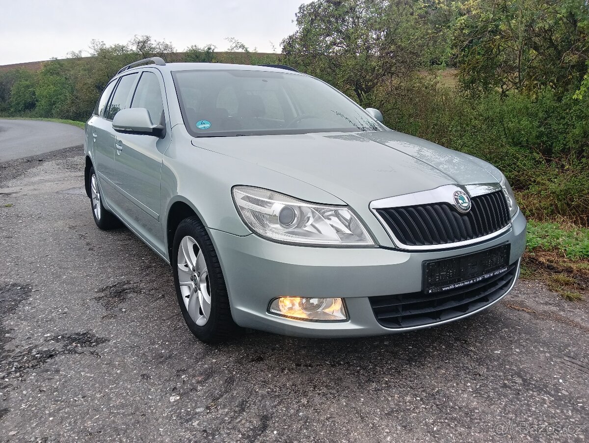 Škoda Octavia Combi II 1.2 TSI 77kw Ambiente 1 majitel