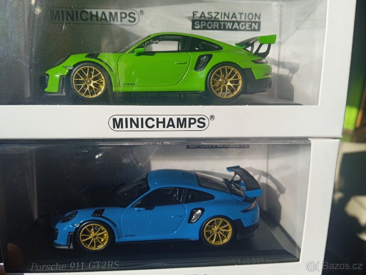 Porsche 911 GT2 RS 2018 - minichamps