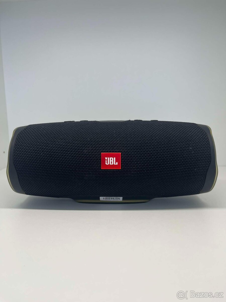 JBL Charge 4