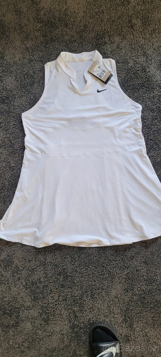 Nové dámské bílé sportivní šaty Nike Xl-Xxl
