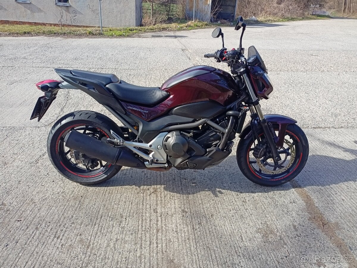 Honda NC700S DCT