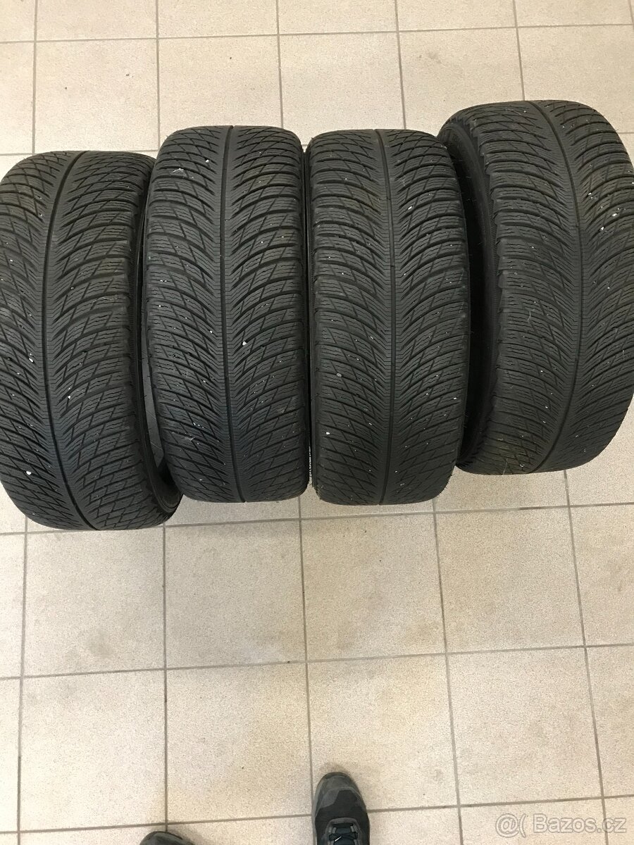 Prodám 4x pneu Michelin 225/45 R18 zimní.