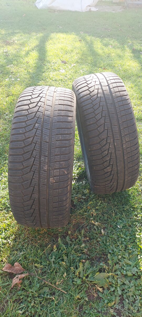 Hankook Winter cept evo2 zimní 215/50 r17