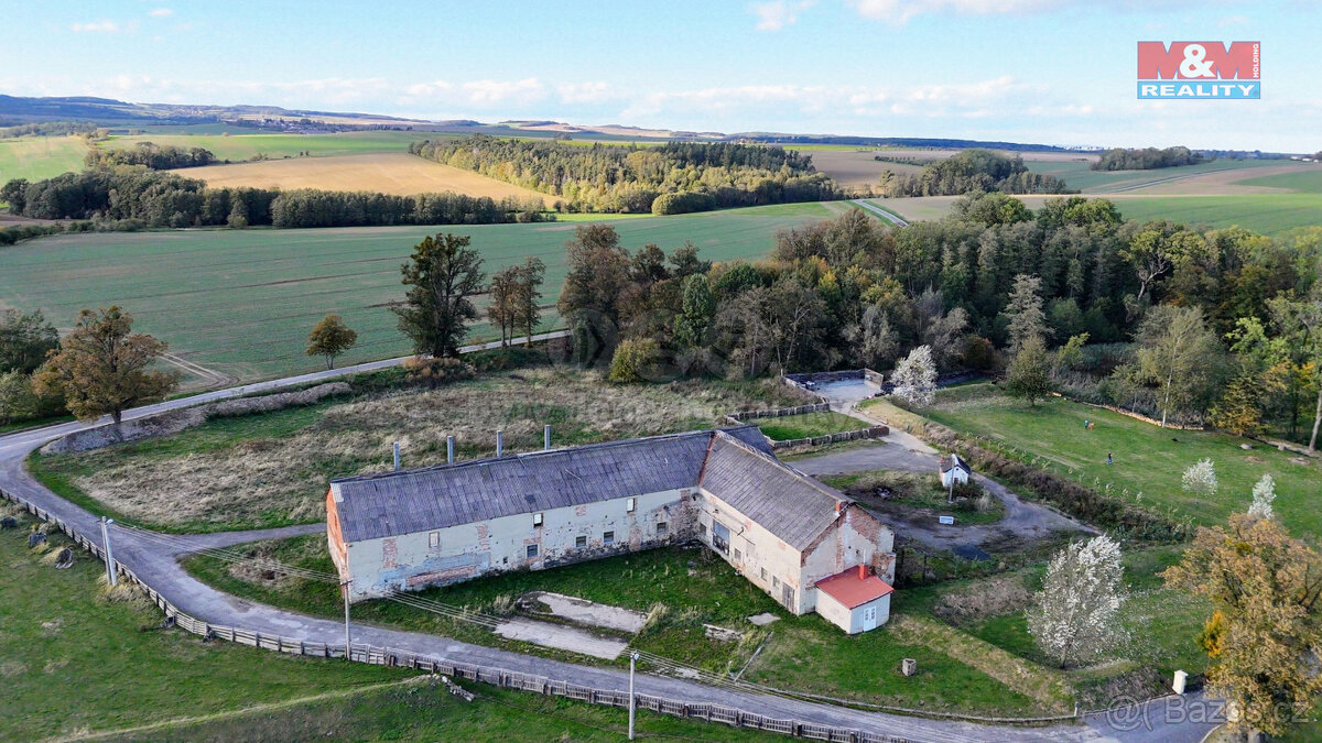 Prodej zemědělského objektu, 650 m², Mladecko