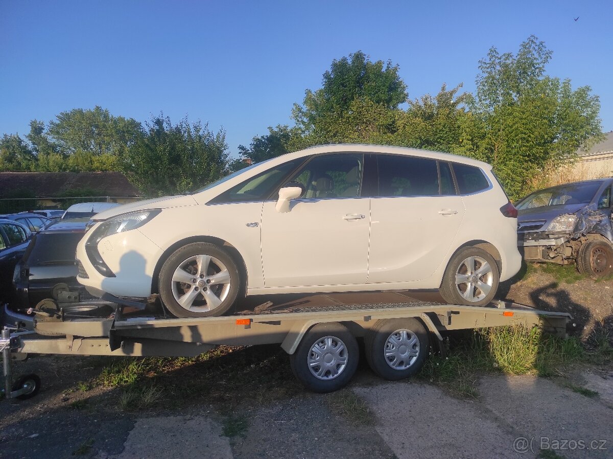 Opel Zafira C Tourer 2.0cdti 1.6cng