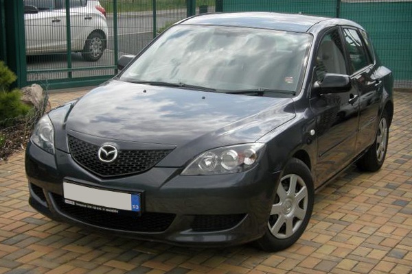 Koupím přední nárazník Mazda 3 bk