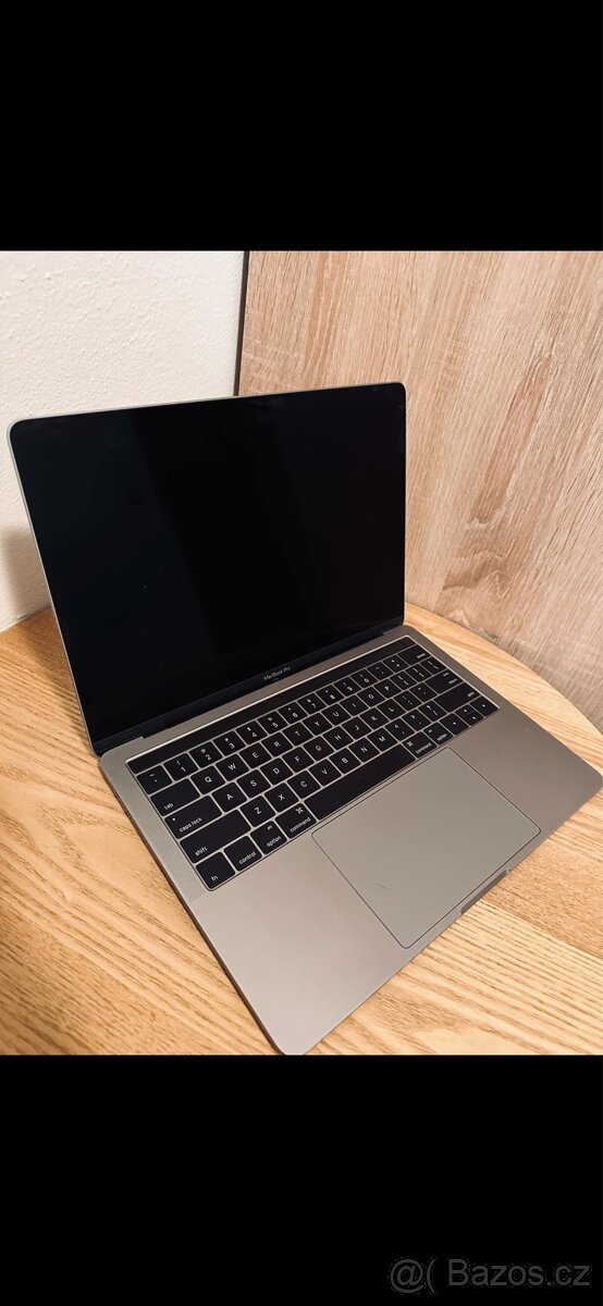 Apple MacBook 13 Pro