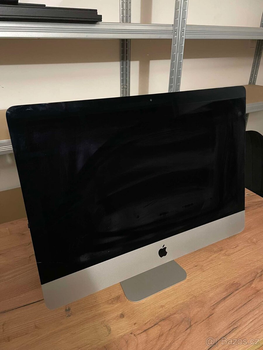 Apple iMac 21,5 (2015)