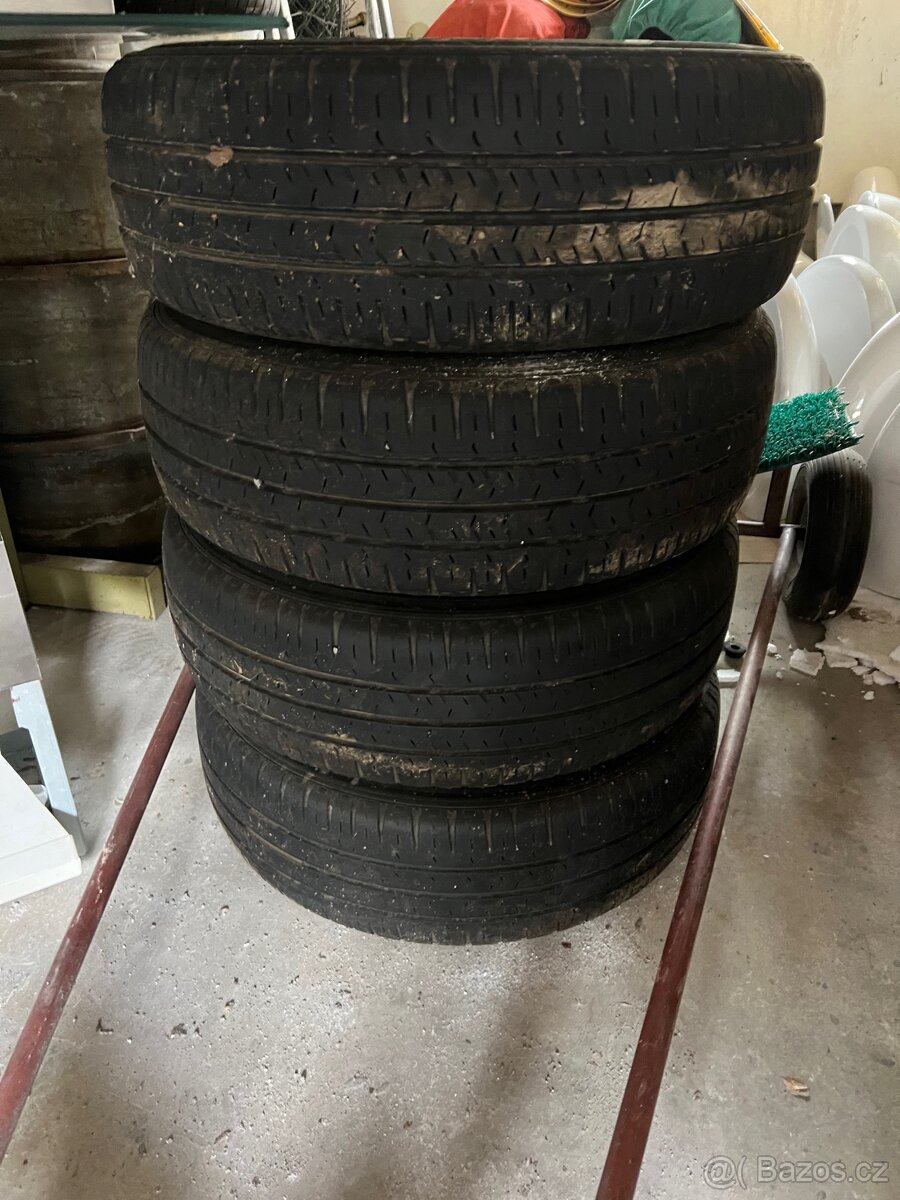 Prodam letní pneumatiky Nexen 205/65R16