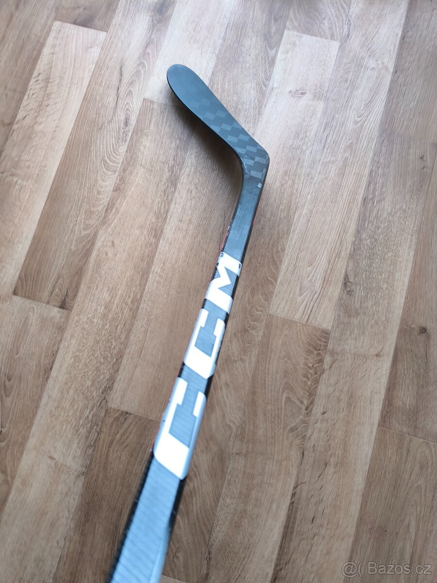 hokejka ccm jetspeed ft6 pro