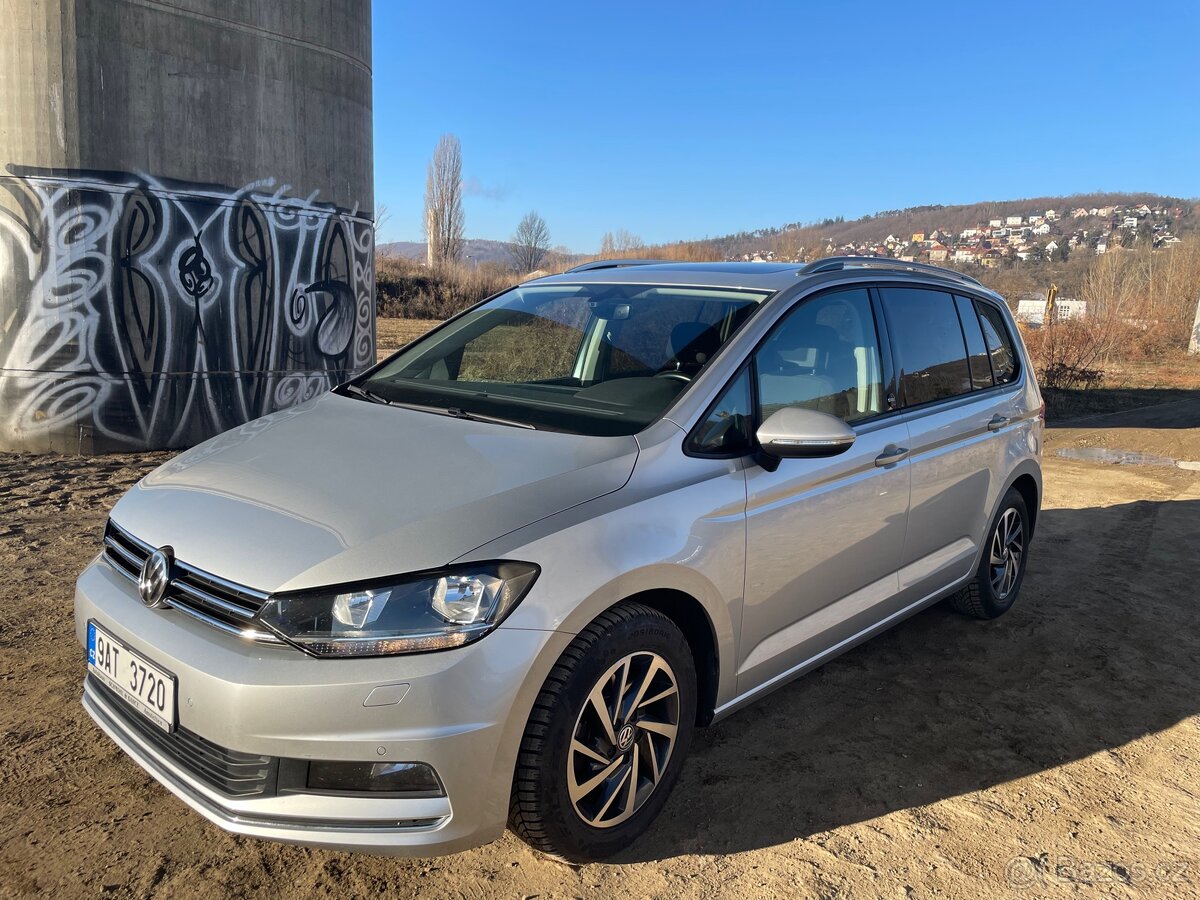 VW Touran 1.4 TSI DSG ACC Pano 69tkm