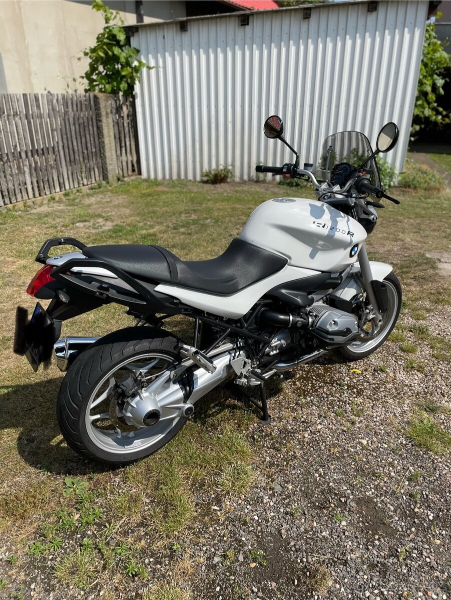 BMW R1200R