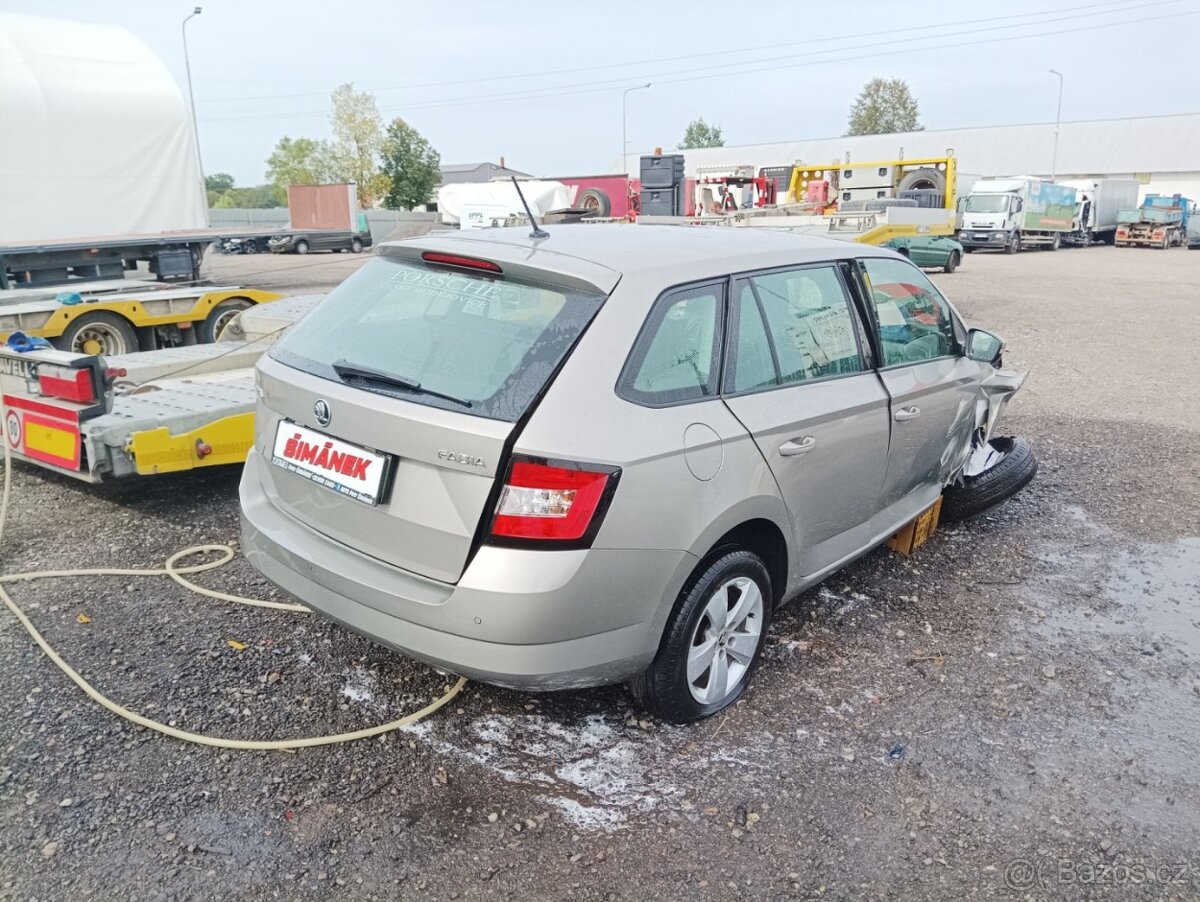 Škoda Fabia 1.2i / 48000km  / KLIMA/ 2015