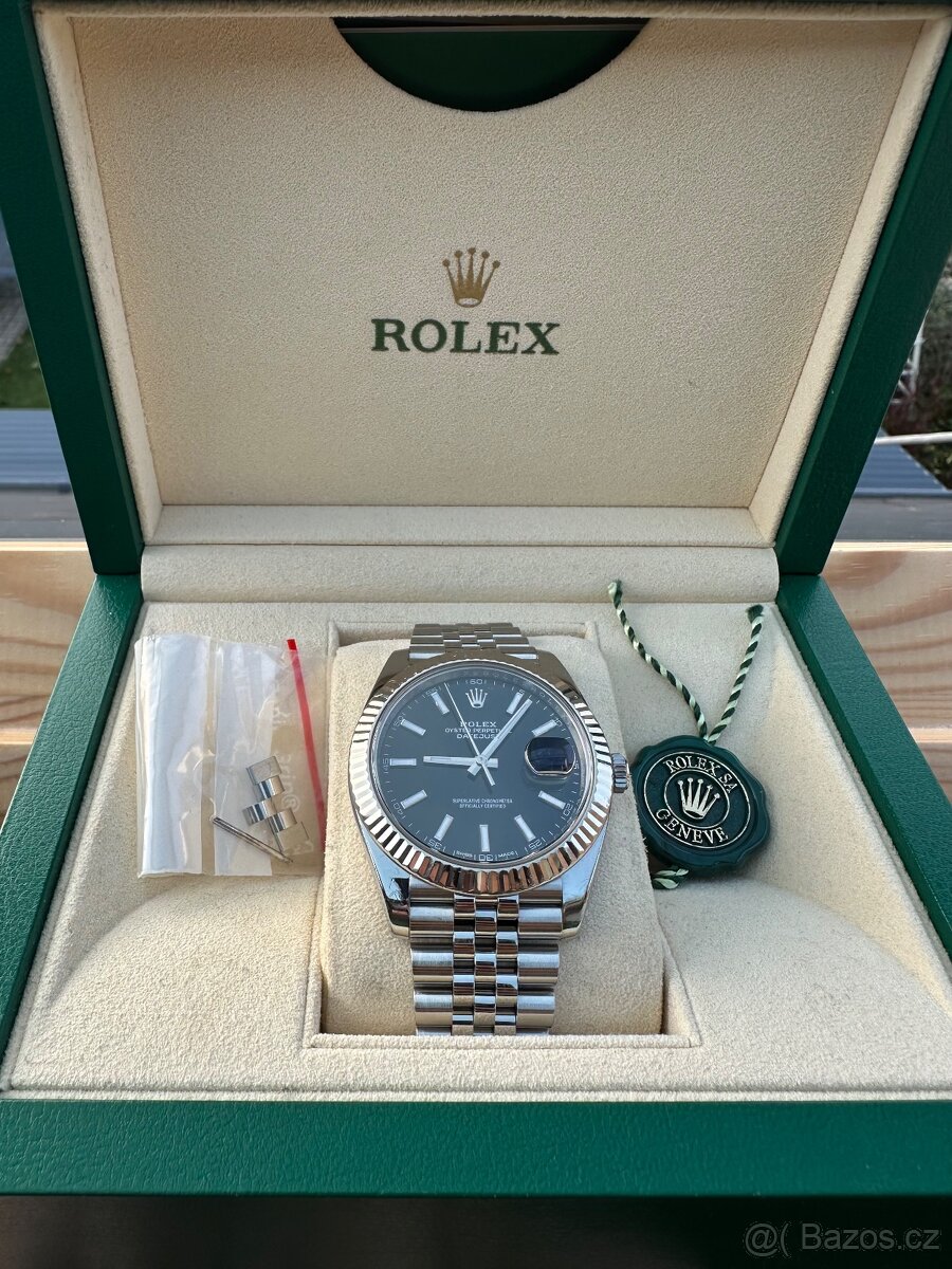 Rolex Datejust 41mm, Jubilee, Black