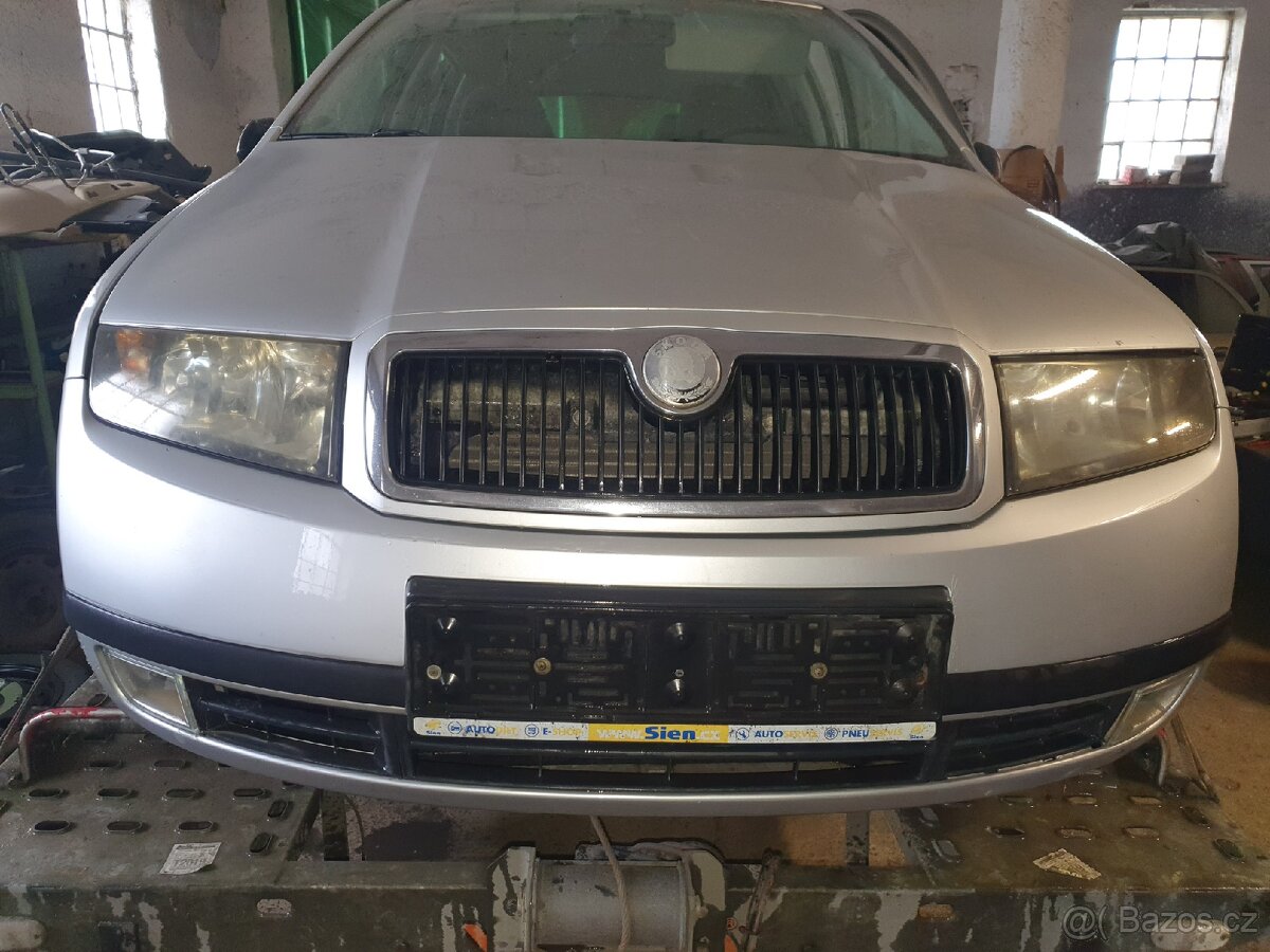 Škoda Fabia 1.9 SDI díly stříbrná metalíza 9102