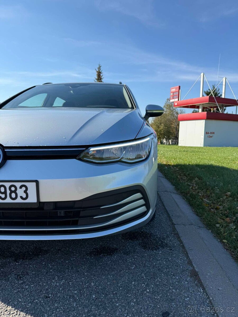 VW Golf 8 2.0 TDi 6/2021 DSG automat