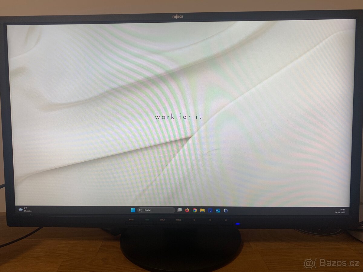 Monitor LCD Fujitsu E24-8 TS Pro