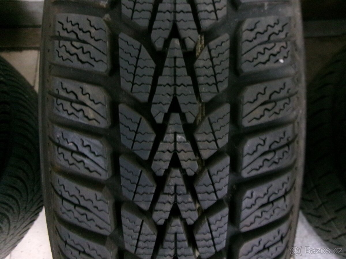 165/70 R14 DUNLOP (7-7,5mm) č.14758