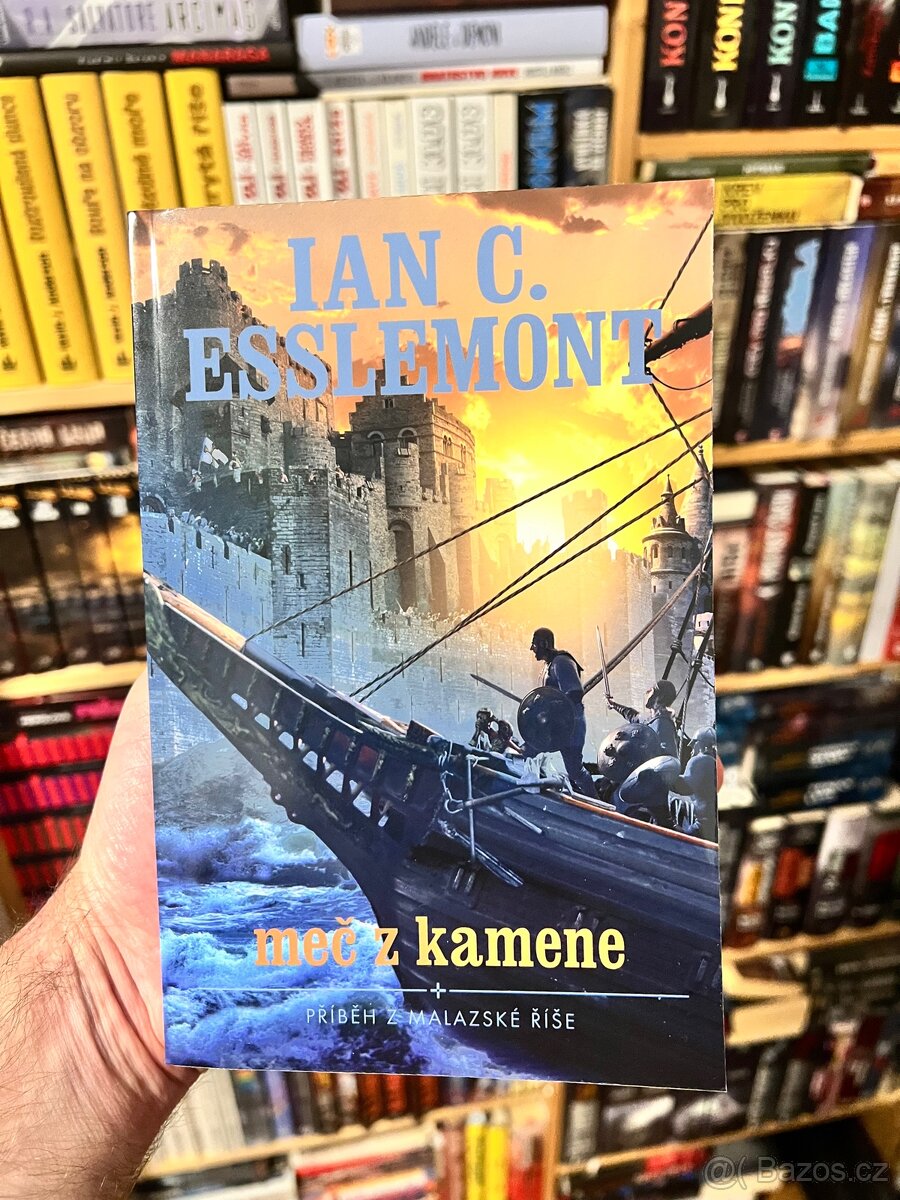 Meč z kamene -Ian C.Esslemont