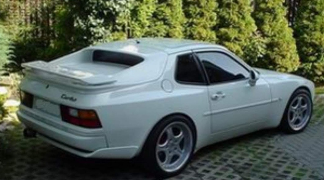 Porsche 924 944 turbo targa S2