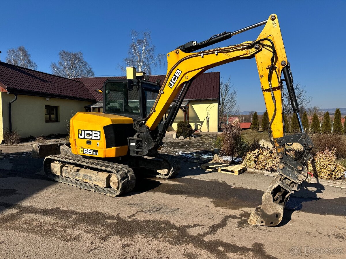 Minibagr JCB 85z-1 2014 mnoho příslušenství