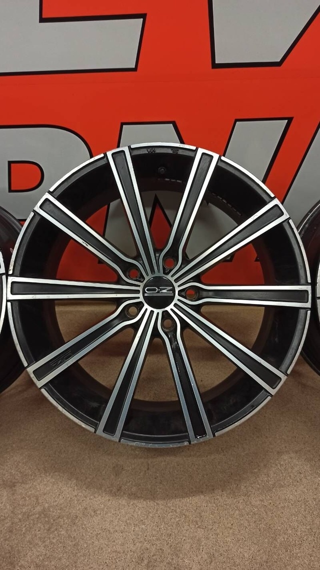 Alu kola O.Z Racing 8Jx18 , 5x112 , ET48