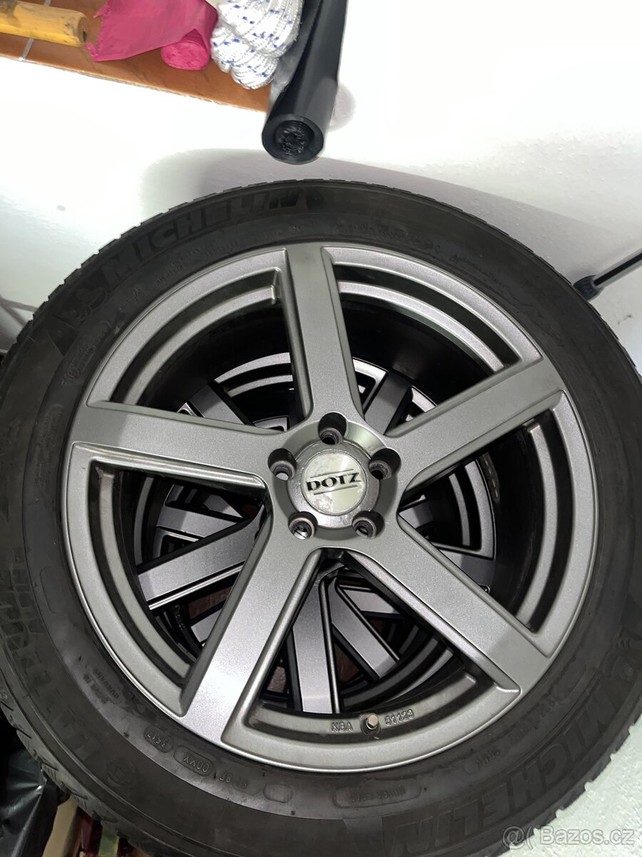 Kola Audi Q5 5x112 et35 R19