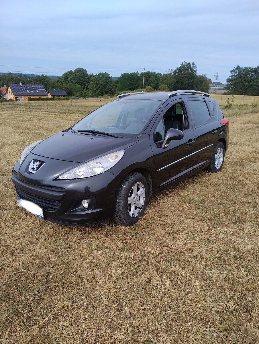 Prodám Peugeot 207sw Facelift 1.6 Hdi 82kW 6q 2011 Panorama