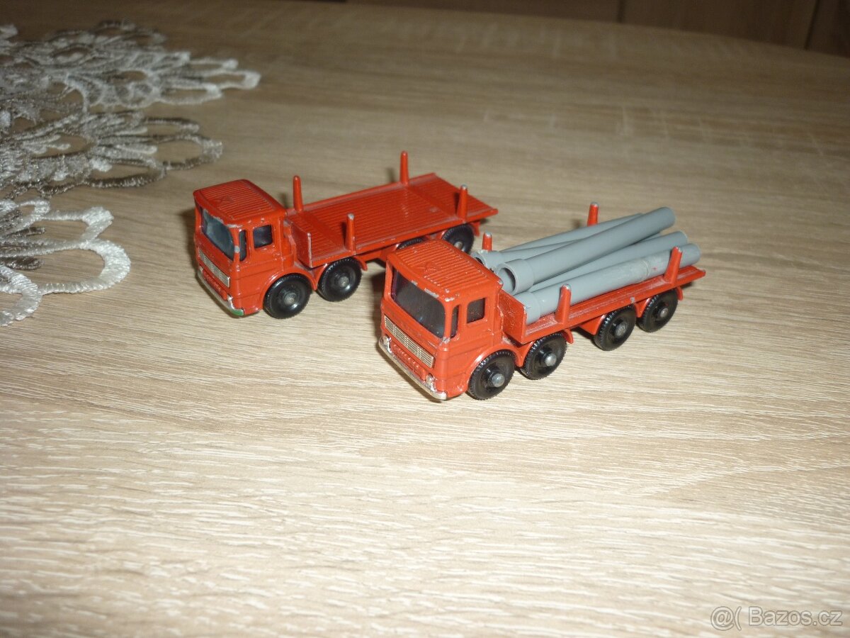 MATCHBOX RW PIPE TRUCK S TRUBKAMI I BEZ TRUBEK