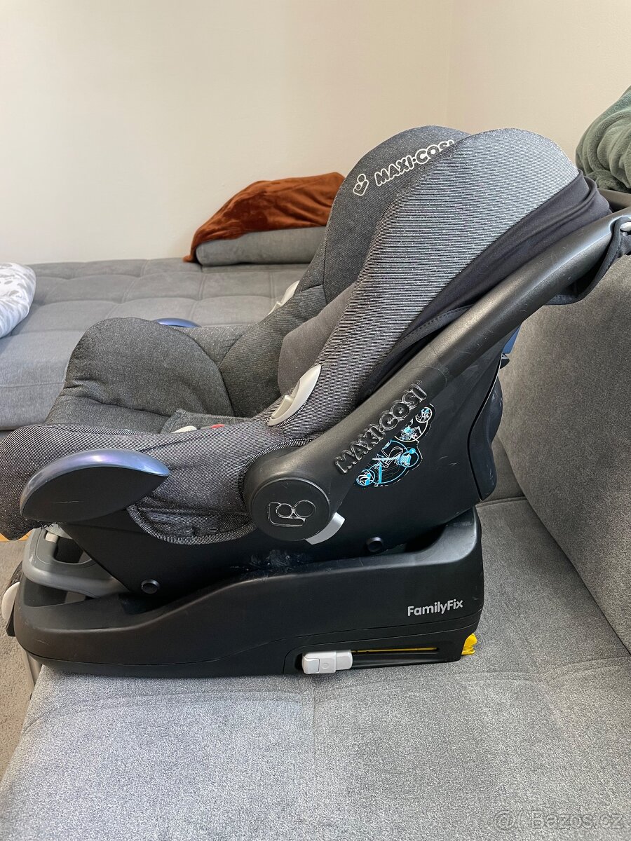 Autosedacka vajicko Cabriofix +Isofix zakladna