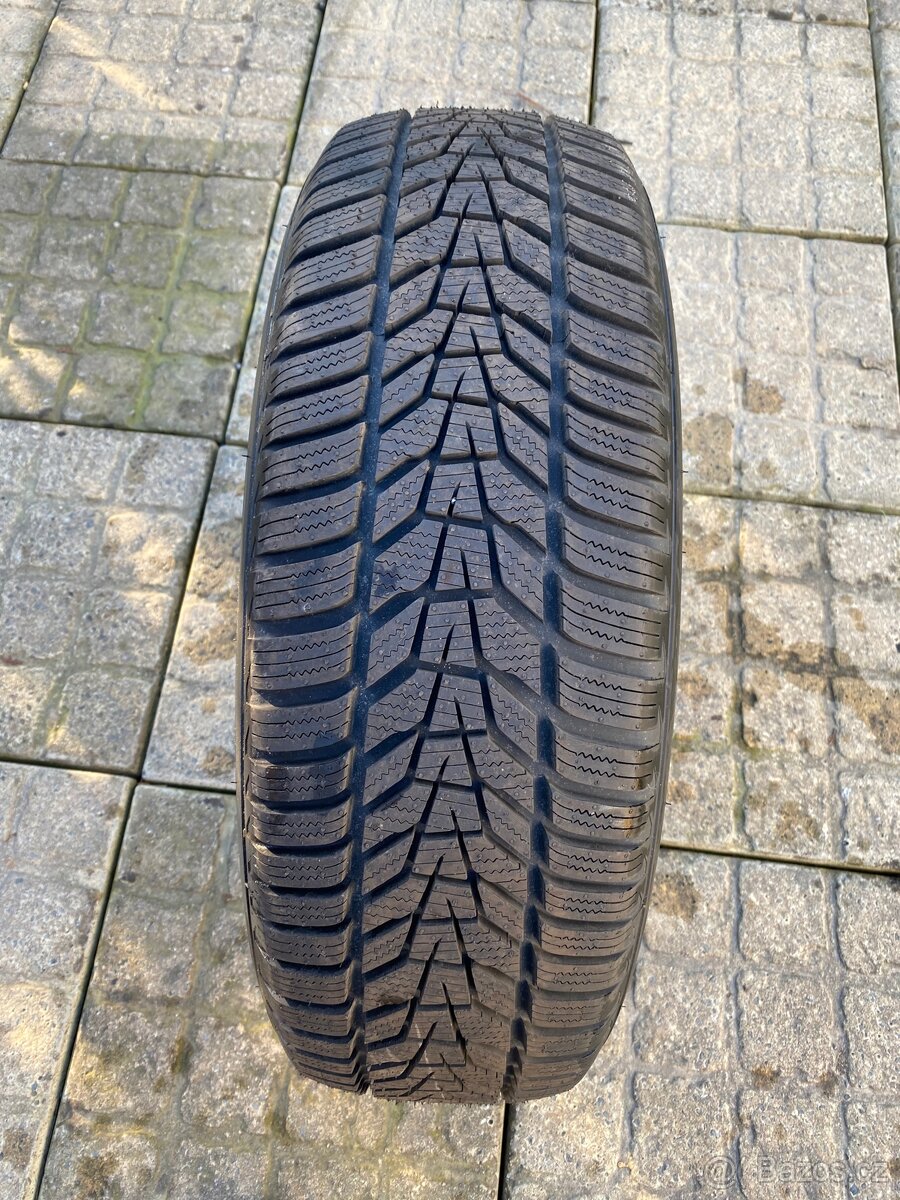 Nova zimní pneumatika 215/65R17 Hankook