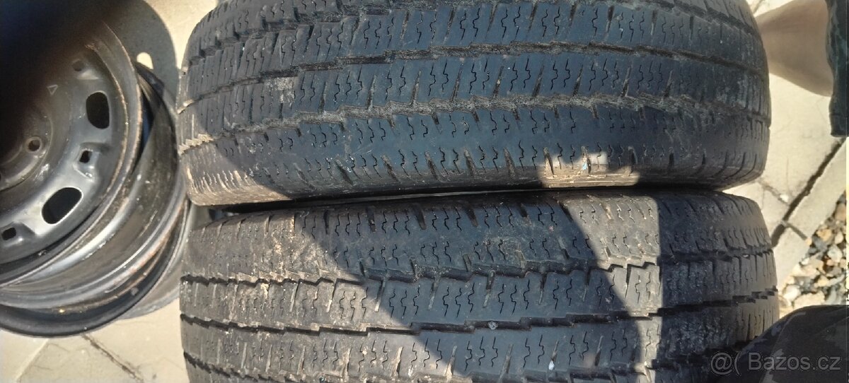 Letni pneu 195/70/15 C Matador, Bridgestone