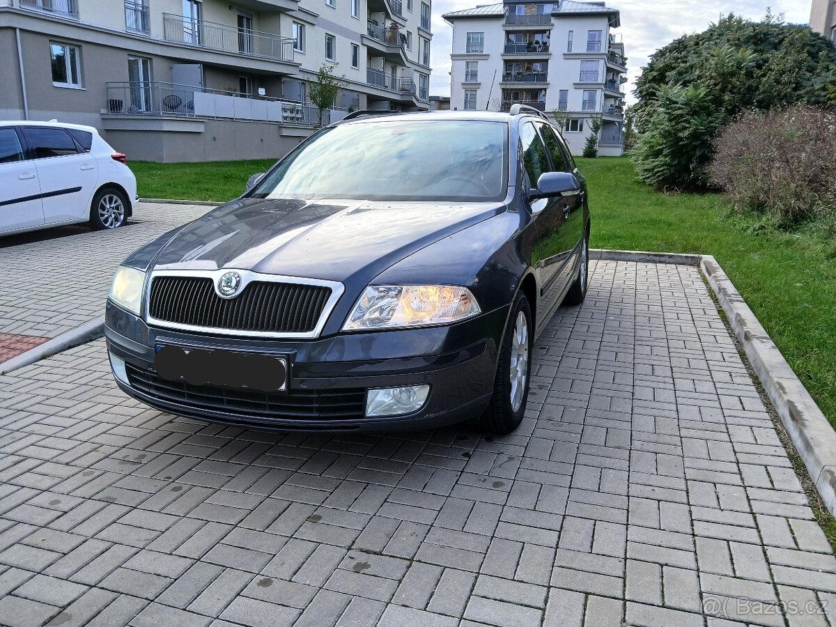 Škoda Octavia 1.9tdi dsg  elegance 77kw