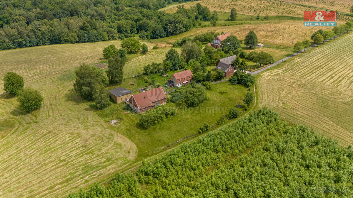 Prodej pozemku k bydlení, 3518 m², Habartice