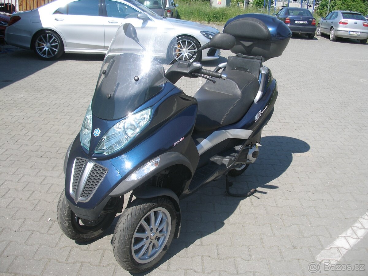 PIAGGIO MP3 300ie, ŘIDIČSKÝ PRŮKAZ sk.B