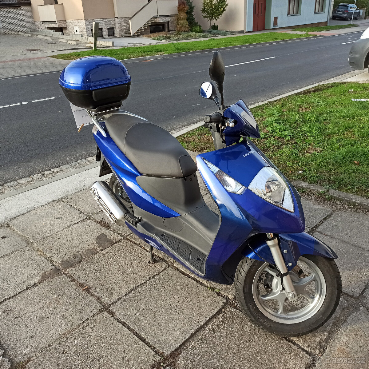 Prodám skutr Honda Dylan 125