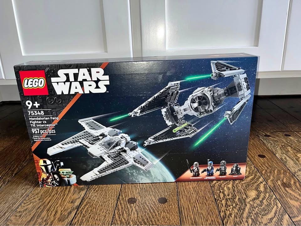 Lego Star Wars 75348 Fang fighter VS TIE