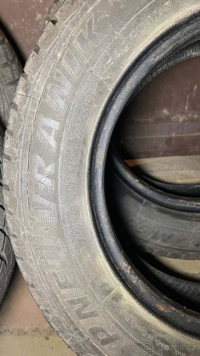 Pneu Vraník 155/70 R 13 75Q