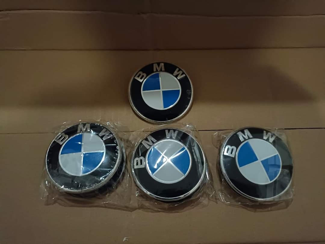 BMW E 34 Znaky na kapotu