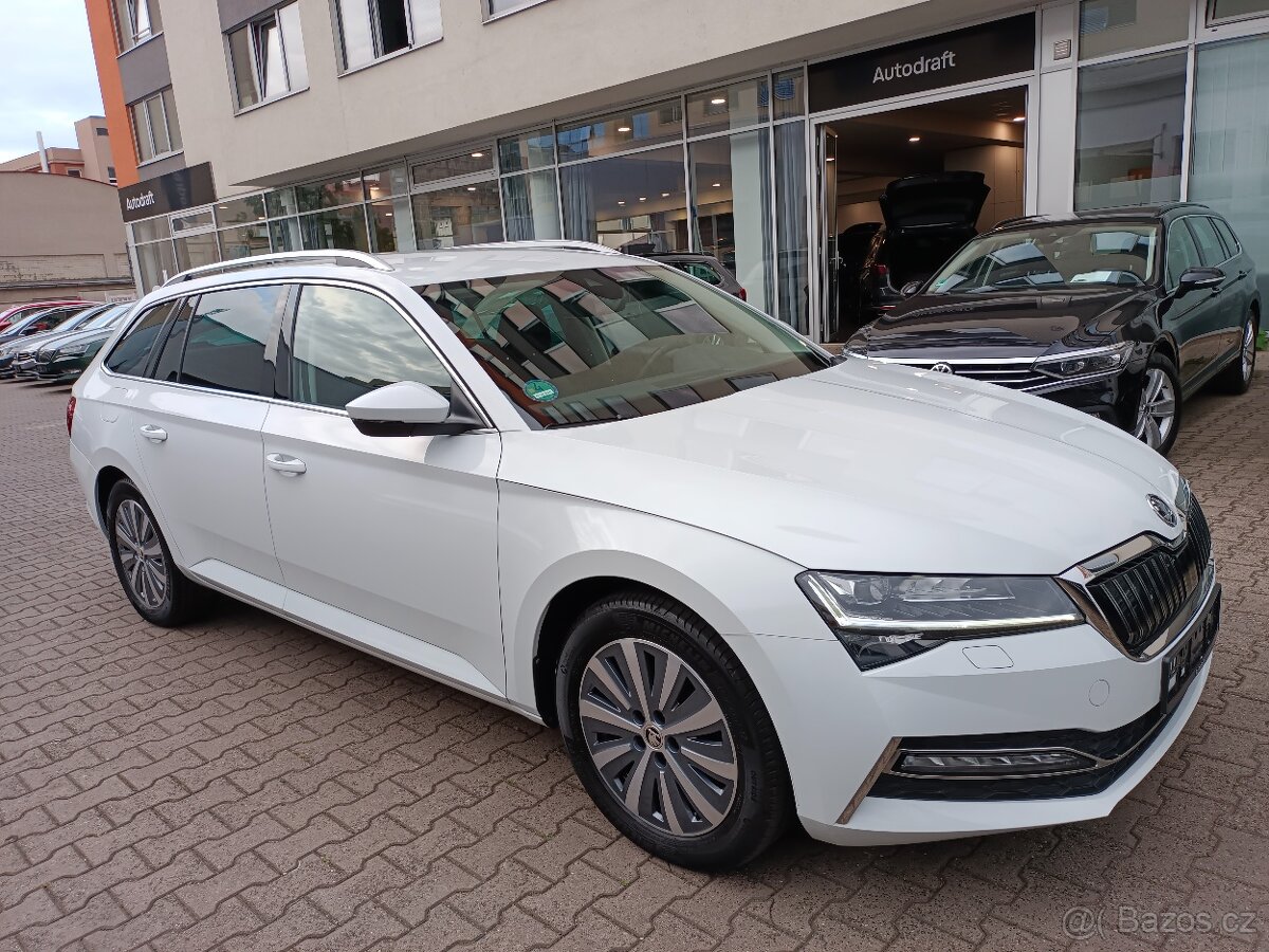 Škoda Superb 3 iV 1.4TSI 115kW DSG Matrix Tažné ACC DCC