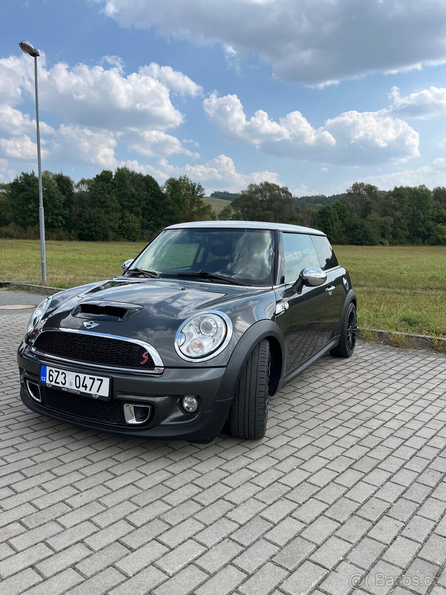 Mini Cooper 1,6 S R56 Turbo