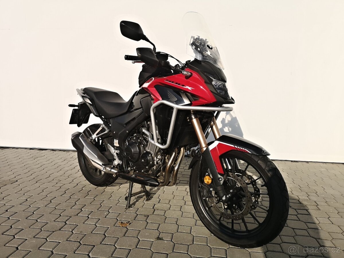 Honda CB500X r.v.2022, 1.majitel, nové v ČR