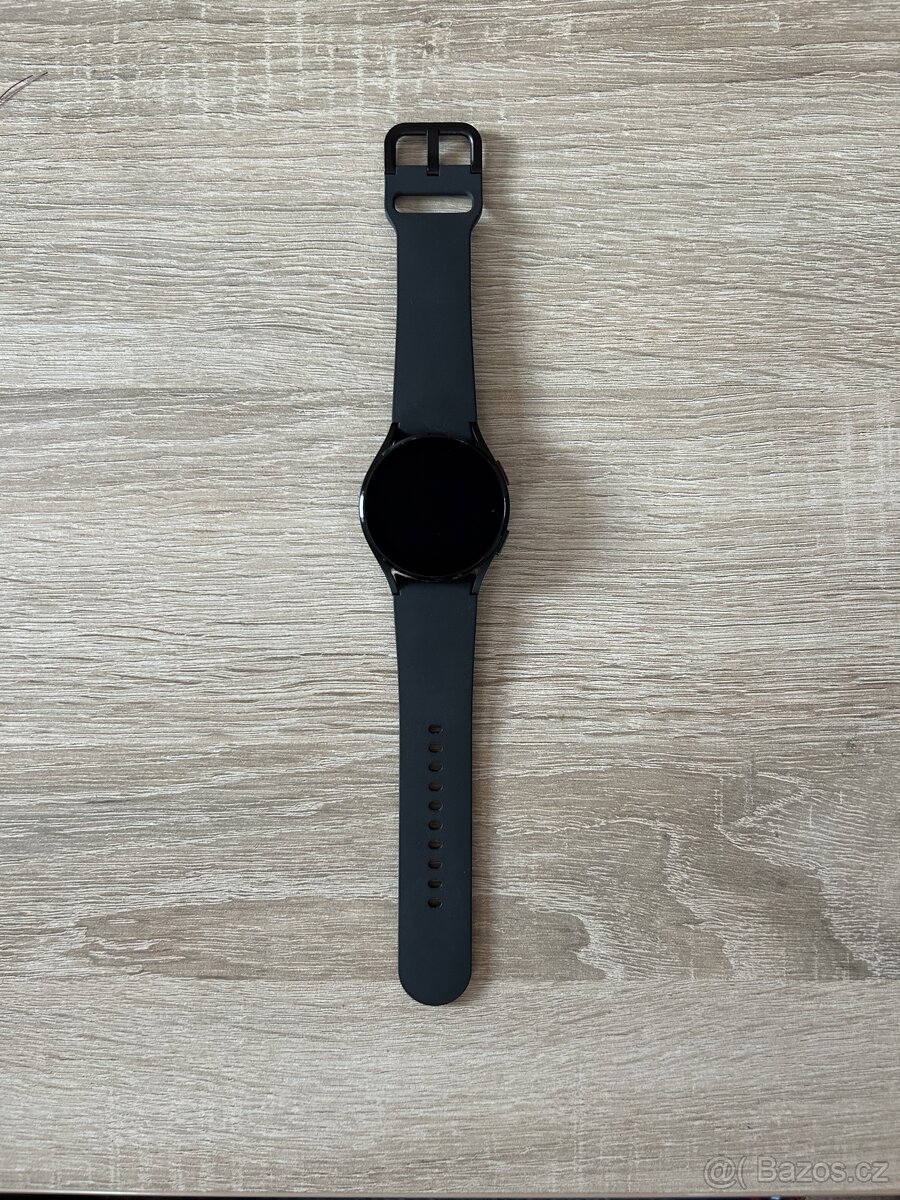 Chytré hodinky Samsung Galaxy Watch 4 40mm LTE
