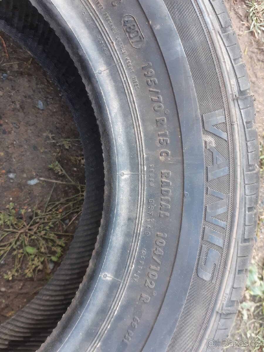 195/70 r15c