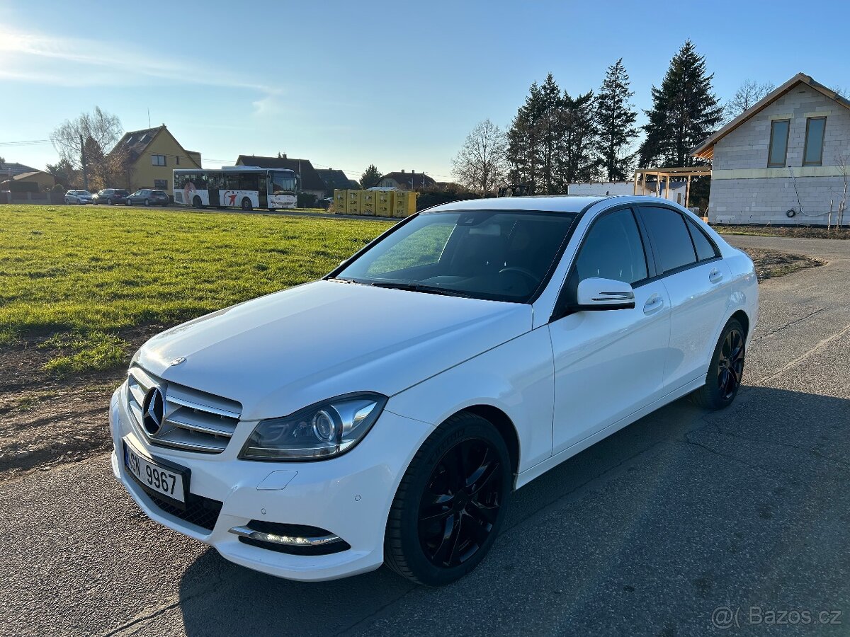 Mercedes-Benz C200 CDI Avantgarde Facelift Automat Čr