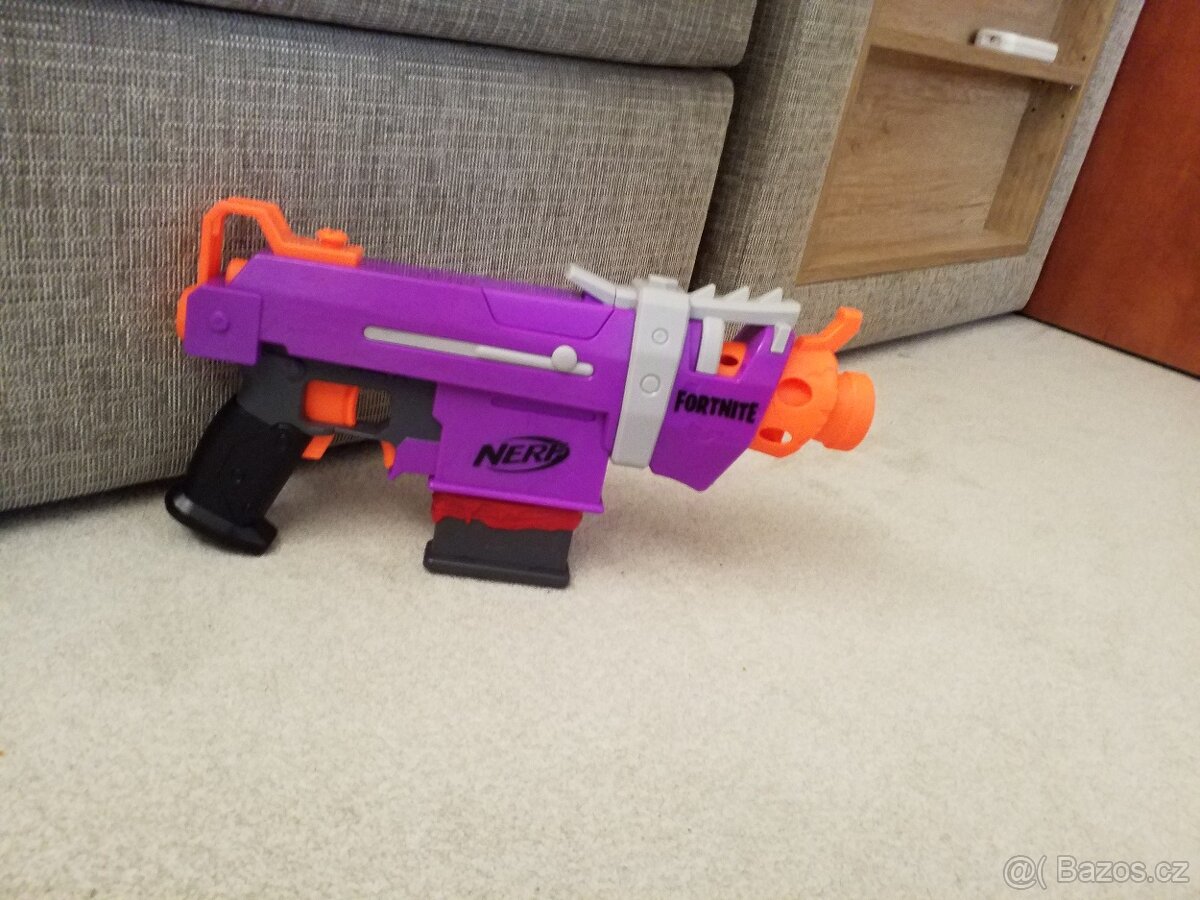 NERF pistole Fornite SMG