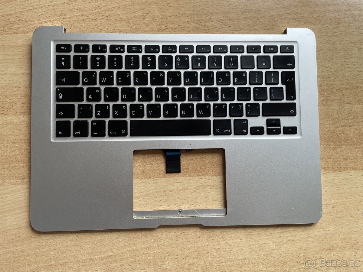 Horní Rám Klávesnice Macbook air 13 a1466