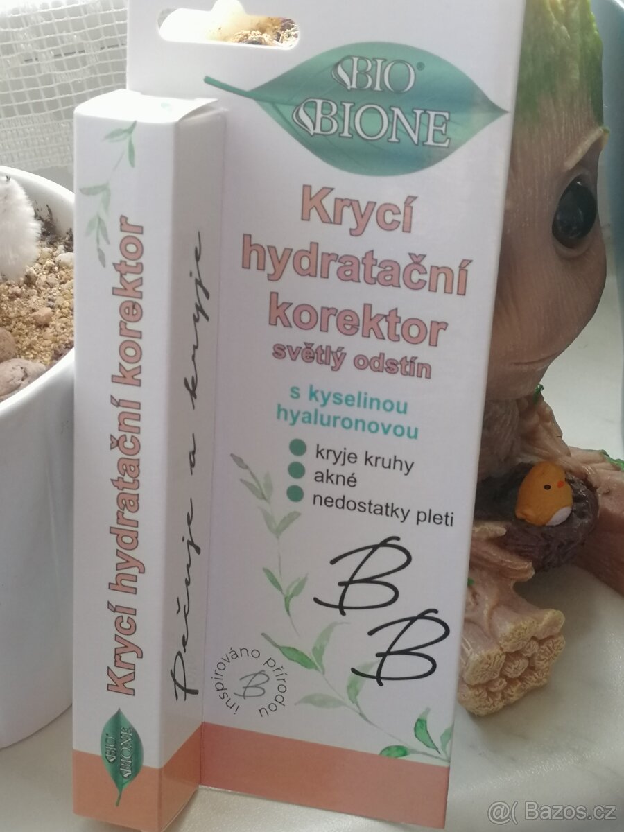 Nové - Bione hydratační korektor světlý odstín