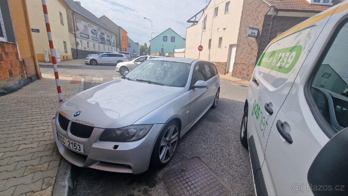 Bmw 320d 120kw 6q Mpaket 220tis km